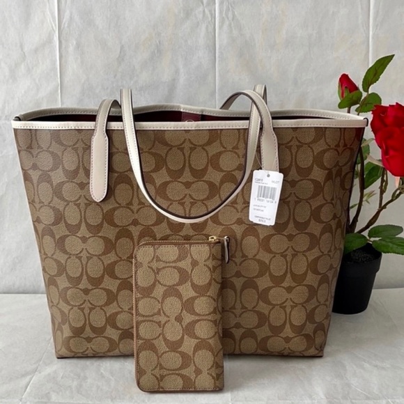 ✅SALE🆕Coach Set🍁 - Picture 2 of 11